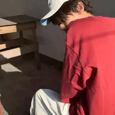 穆春璟